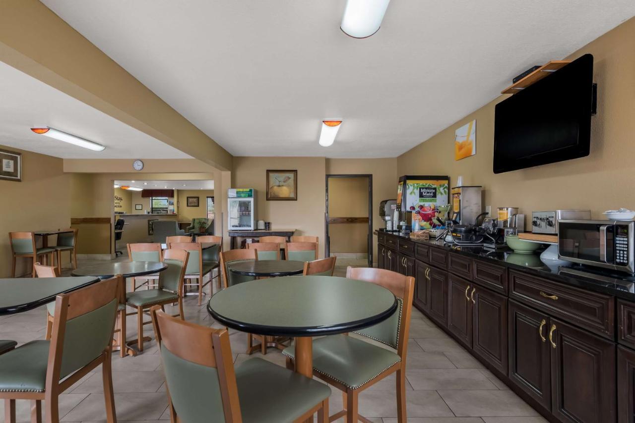 Surestay Plus Hotel By Best Western シルヴァーシティ エクステリア 写真